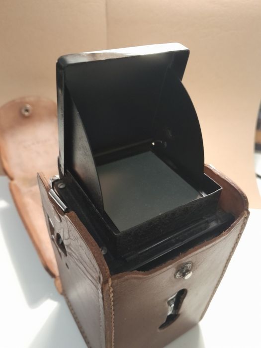 Câmara fotográfica Halina-Viceroy,década de 60, com  bolsa de couro.