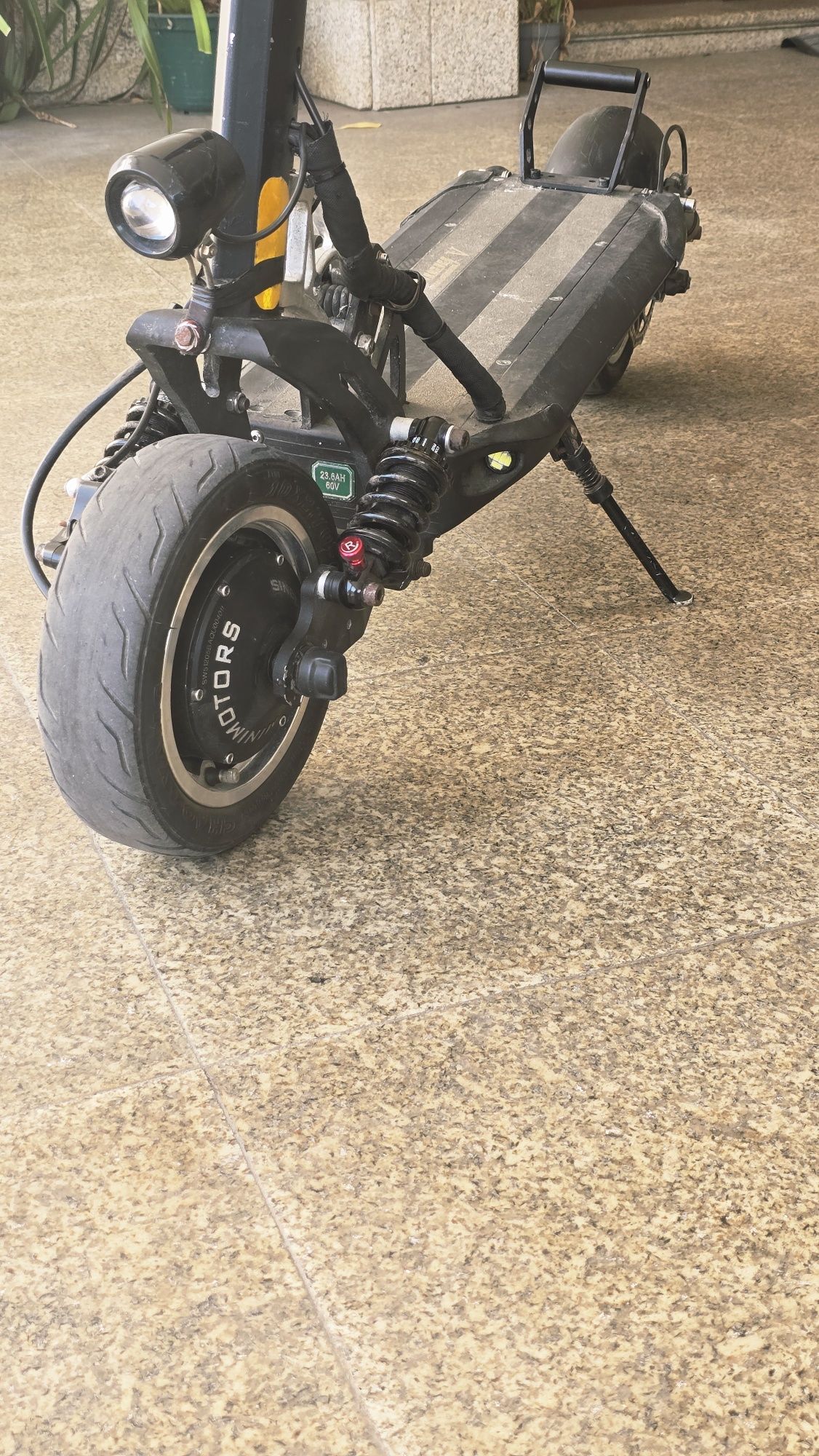 Trotinete Elétrica Speedway V Dual Motor 70km/h velocidade máxima