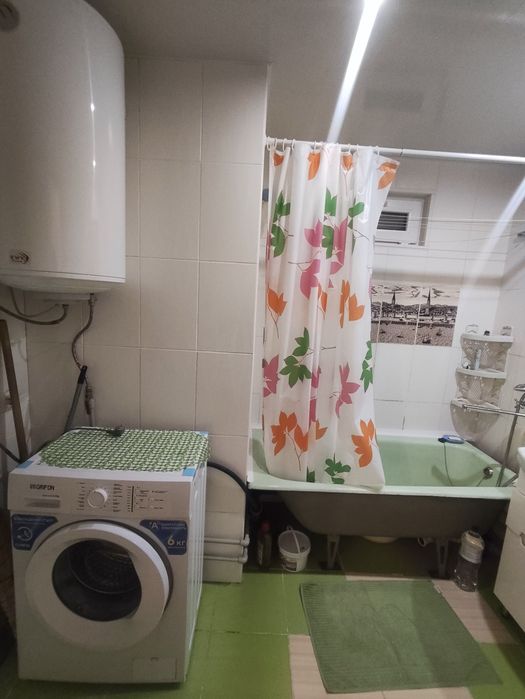 Продам 3х кімнатну квартиру на правому березі, вул. Рельєфна