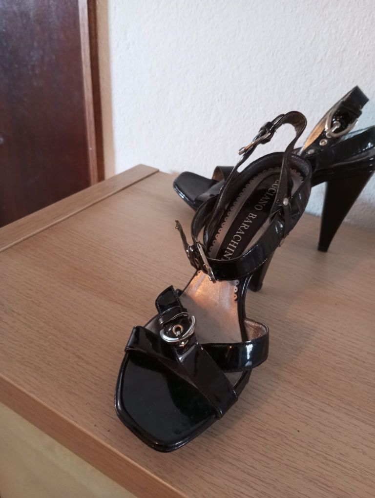 Sapatos Luciano Barachini Tamanho 40