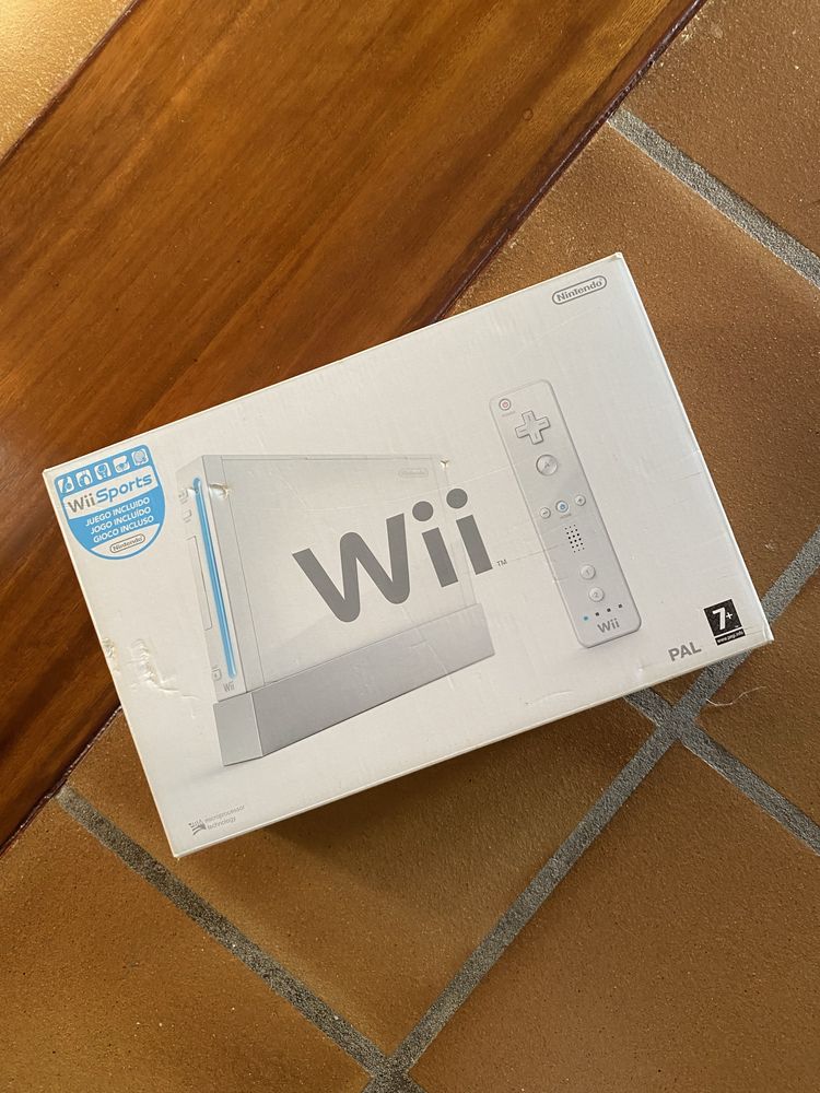 Wii completa + todos ps acessórios + 7 jogos
