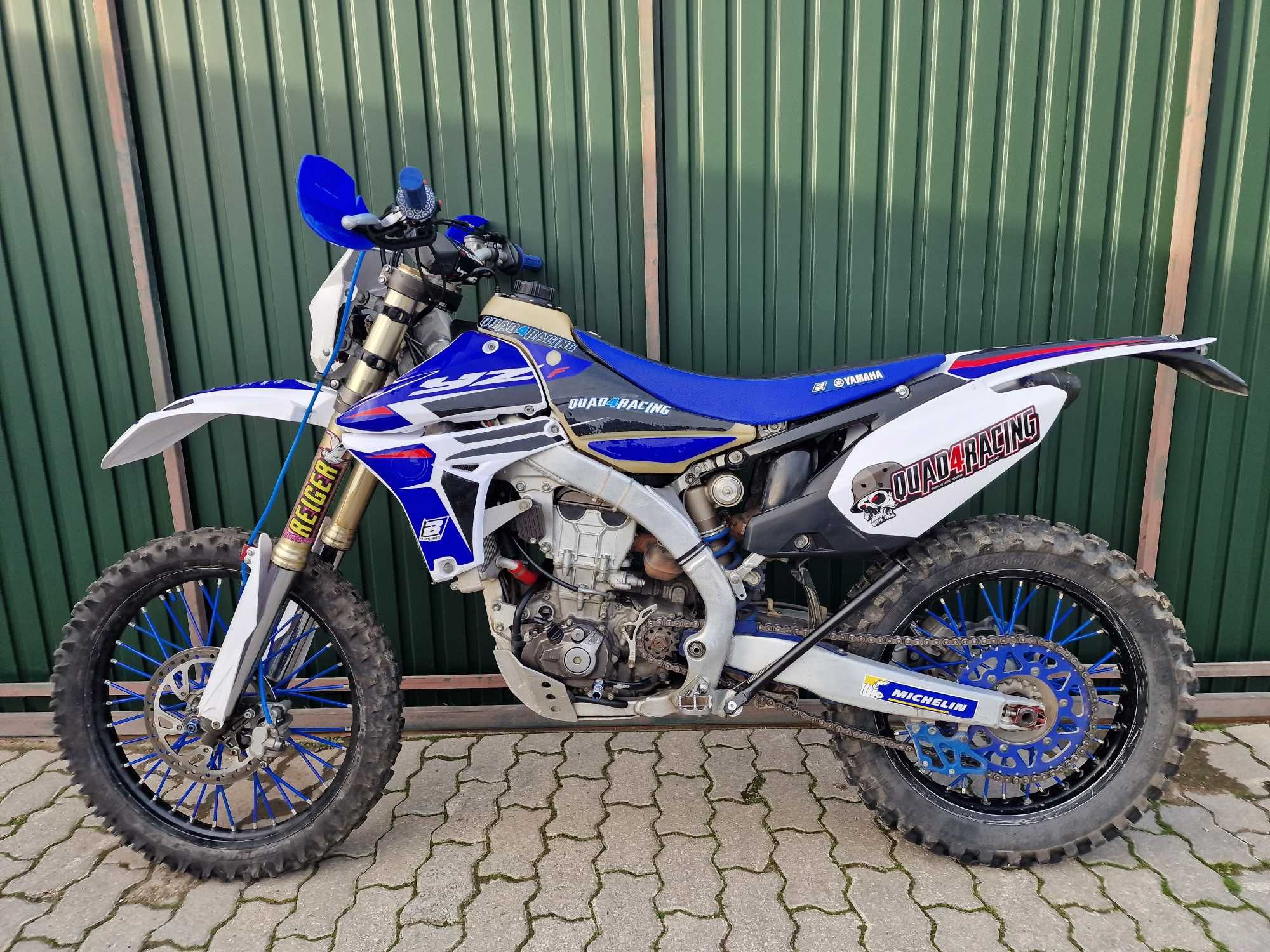 Yamaha YZ 450F .