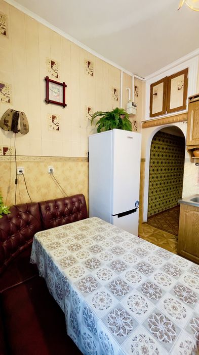 Продаж двох кімнатноі квартири