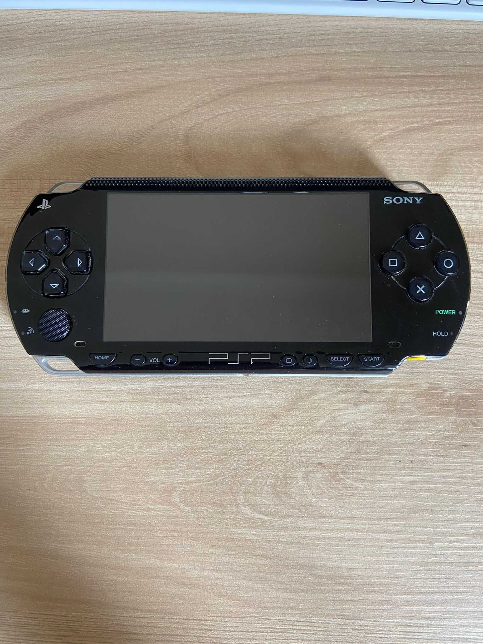 Consola Portátil PlayStation Portable PSP 1004 com Jogos - Bom Estado