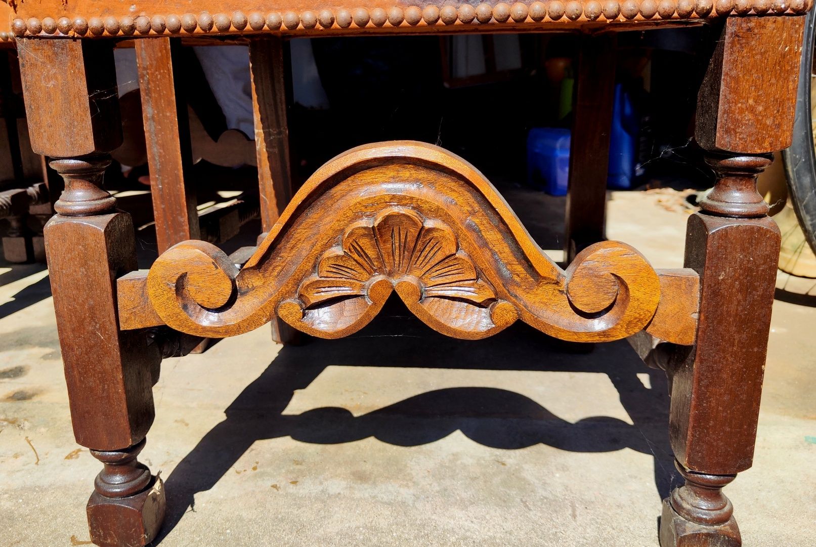 4 cadeiras madeira e pele para restauro