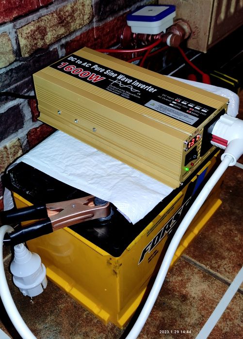 Інвертори 12 V / 220 V , 1600W ,"чистий синус ", в наявності.