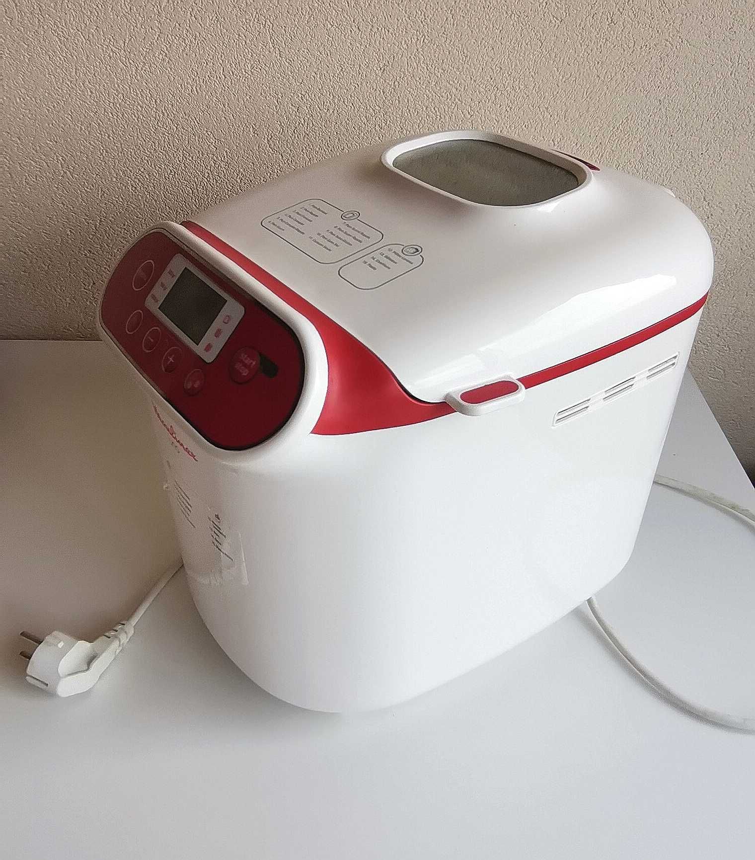 Máquina de fazer pão "Moulinex"