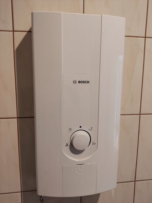 Piec do ogrzwania wody przepływowy bosh tr5000 grzalka