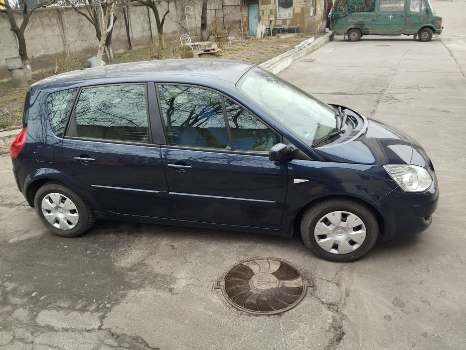 Рено Меган сценік 2