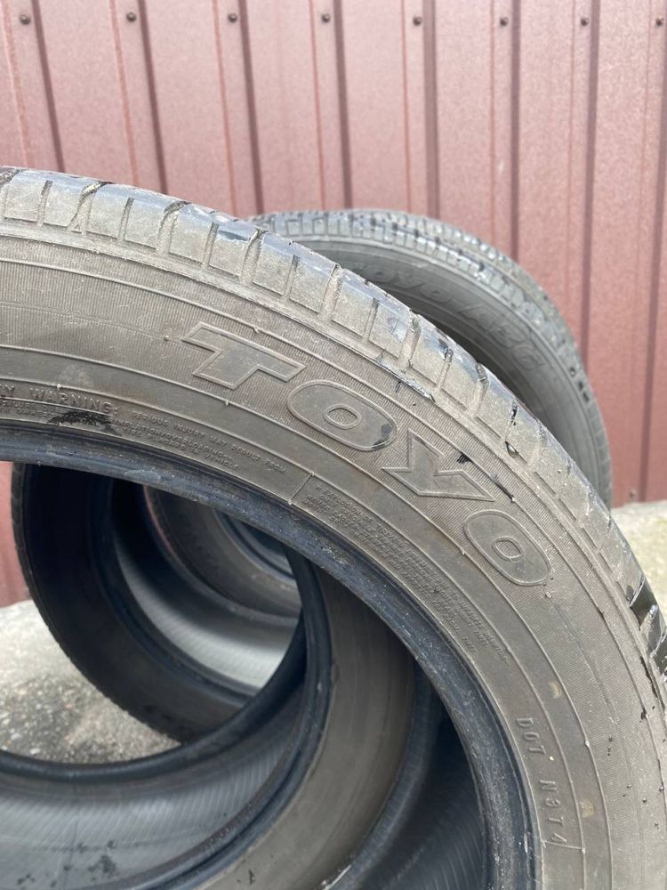 Шини Toyo 225/55 R19