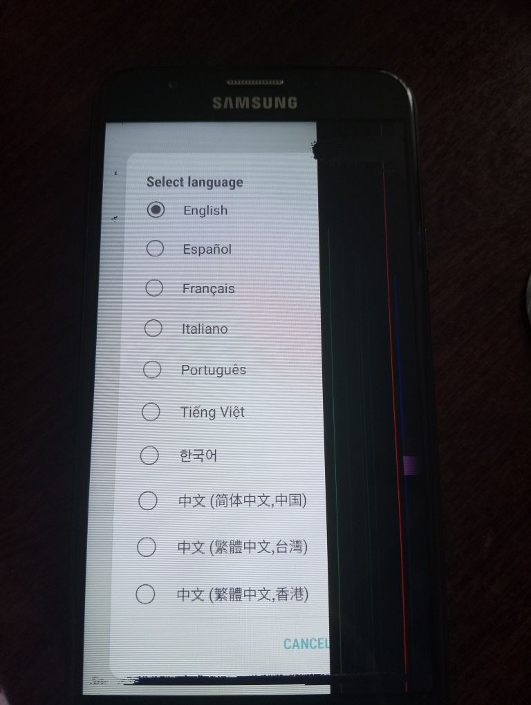 Samsung J7 uszkodzony