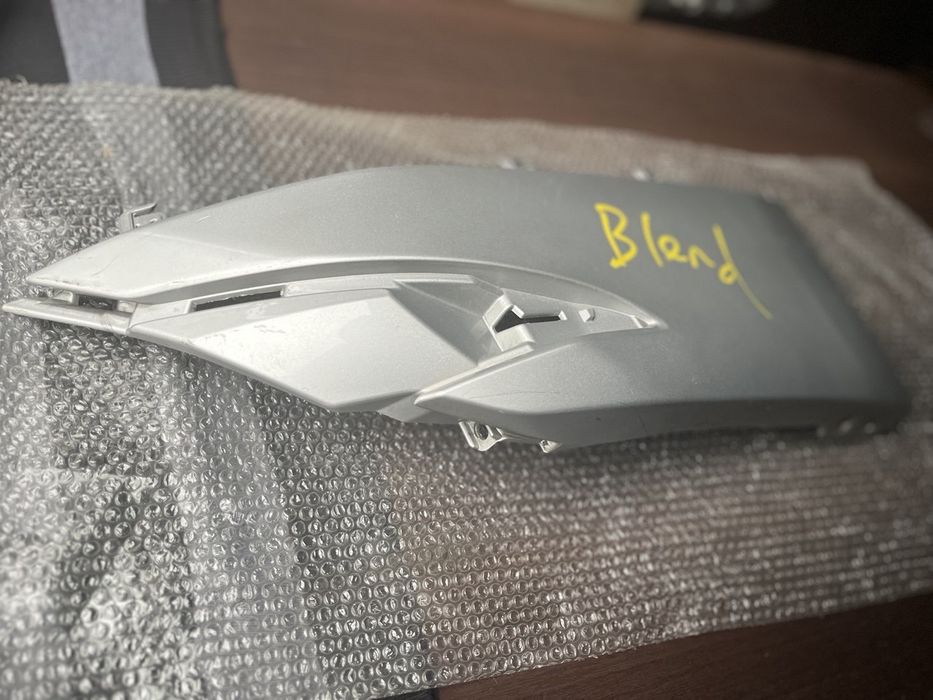 Клик бампера Губа заднього бампера