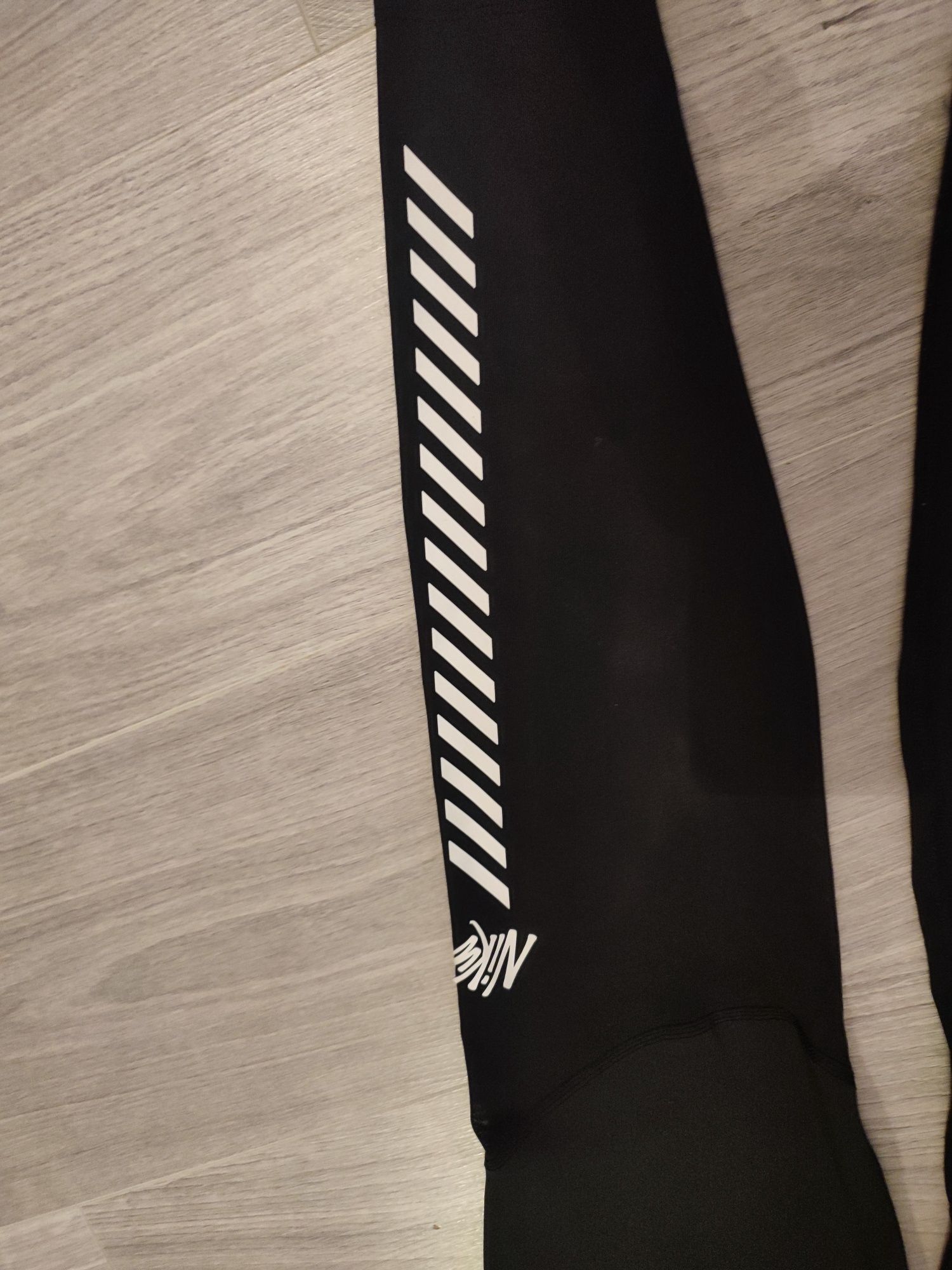 Legginsy Nike z siateczką j.nowe