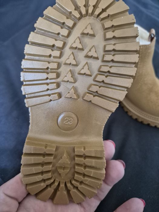 Buty dziecięce rozmiar 23