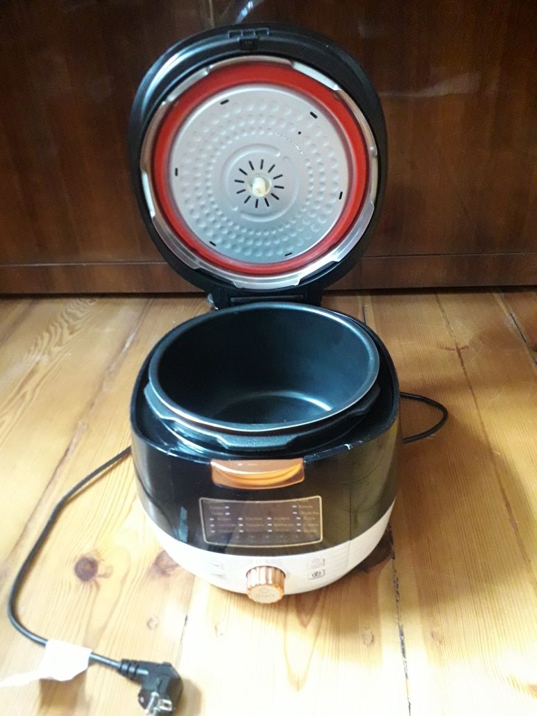 Multi-Cooker Paul Caltier Model PR-22 Szybkowar