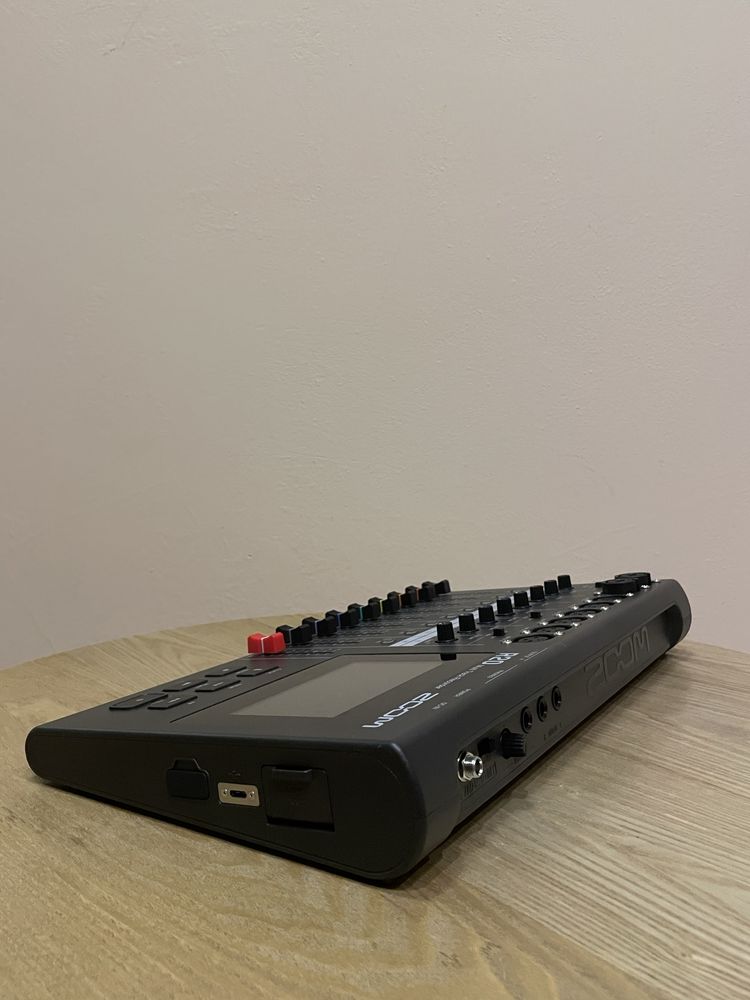 Zoom R20 Multi Track Recorder
