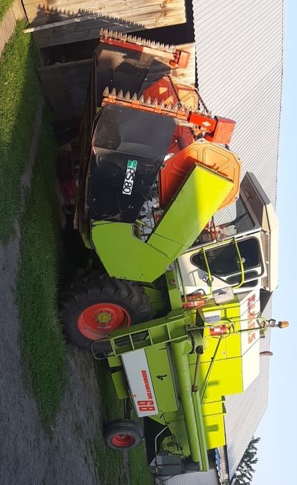 Claas dominator 68 ze stołem do rzepaku