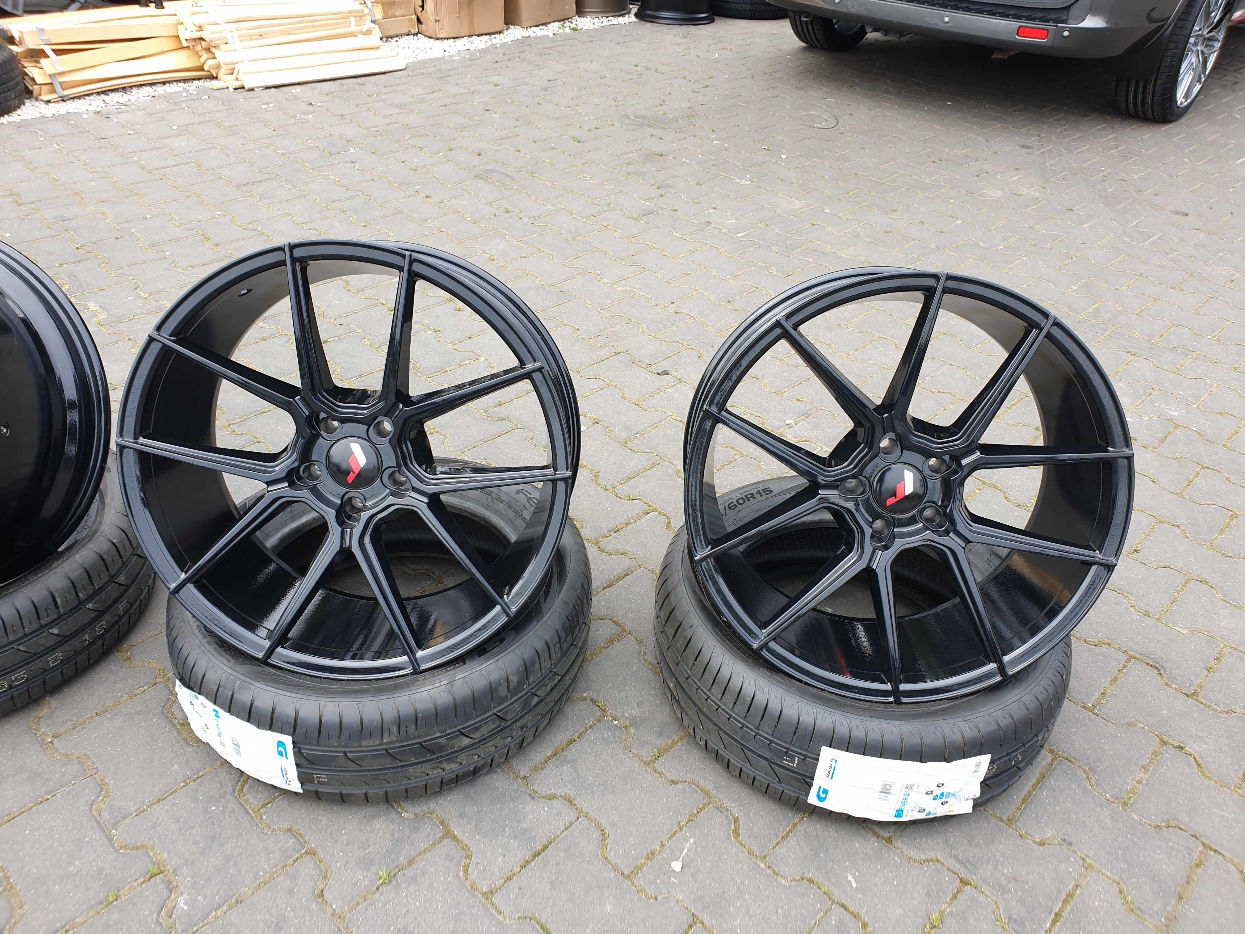 Felgi aluminiowe Japan Racing JR30 20" 5x112 8,5j et35 Audi Vw itp.