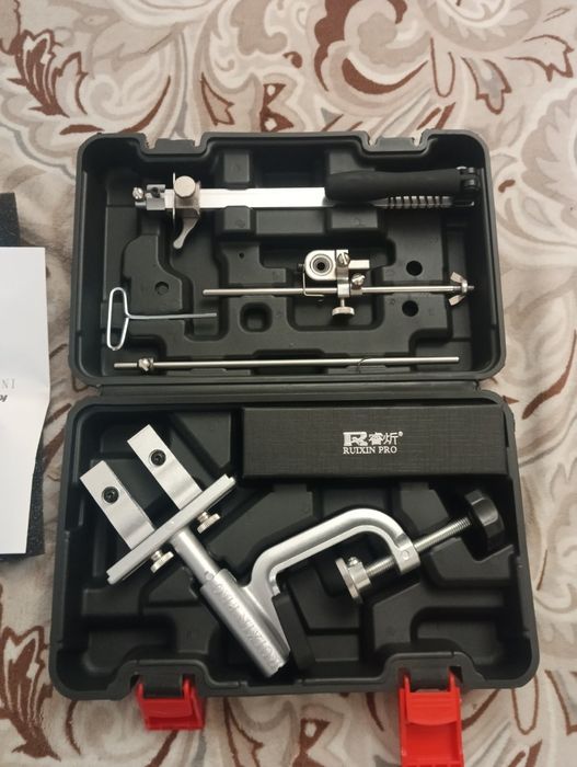 Точилка для ножей Ruixin PRO 009