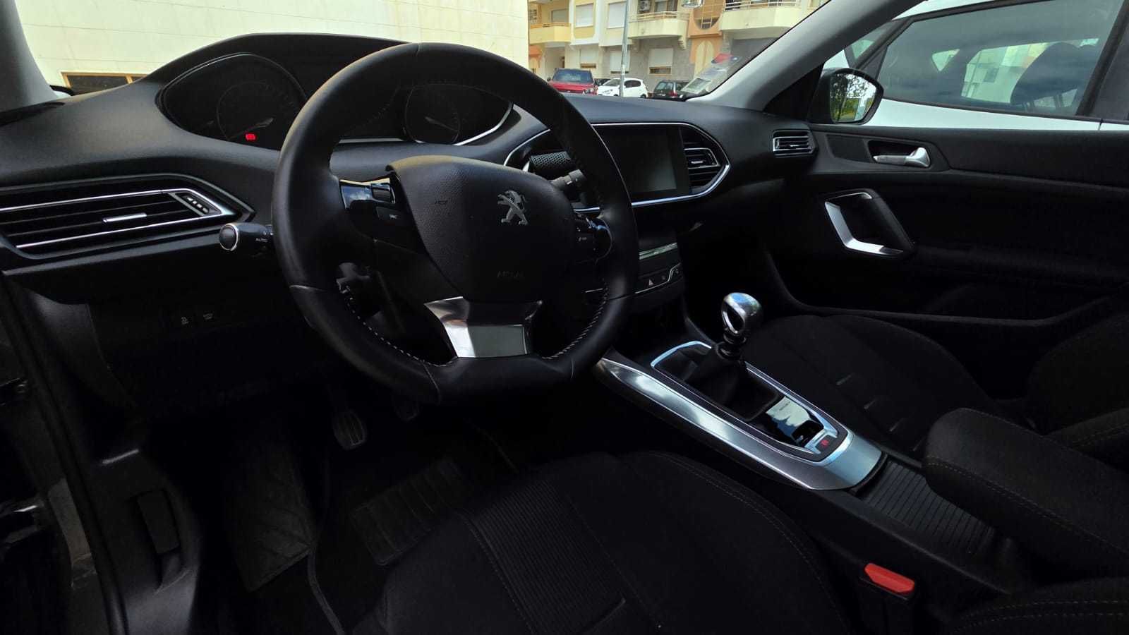 Peugeot 308 1.6 Allure 2014