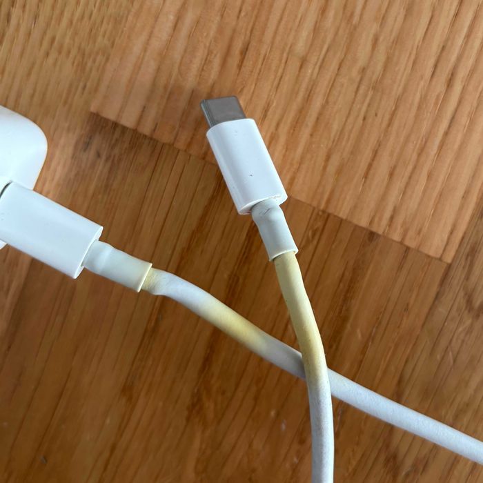 MacBook Air 13” z chipem Apple M1 (2020)