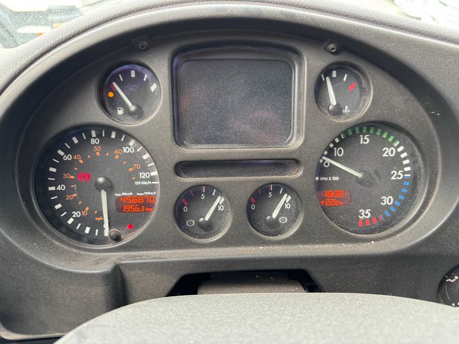 DAF 45LF180 ANO 2002
