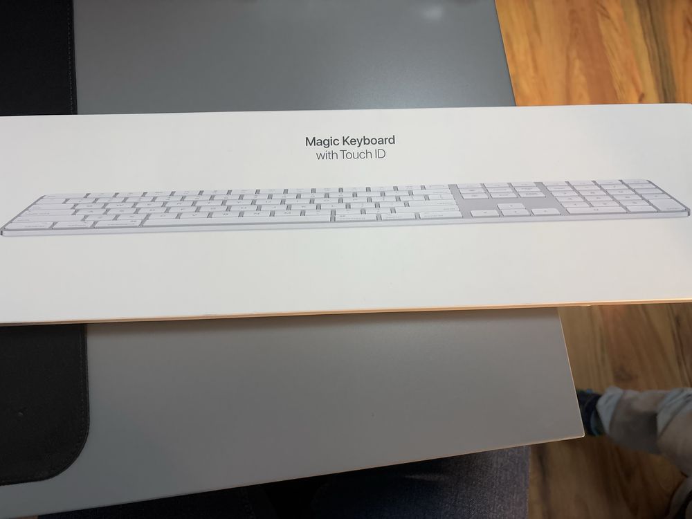 Apple Magic Keyboard Touch ID & Trackpad