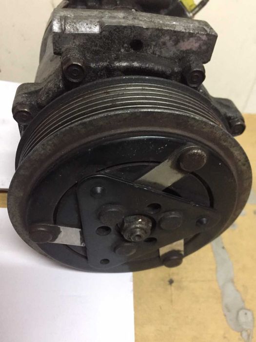 Компресор кондиціонера 1,6 HDI Citroen Peugeot B9 3008, 5008 С3 С4