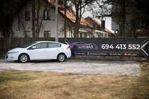 Honda Insight biała perła, czujniki cofania, stan do poprawek lakierniczych