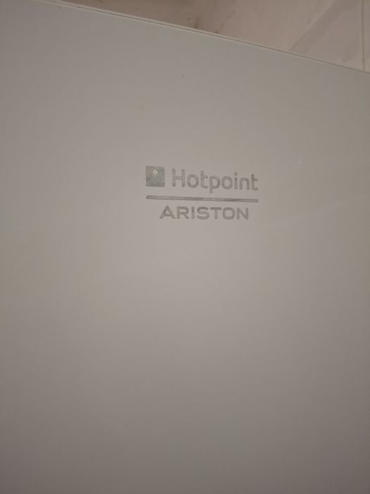 Frigorífico ariston hotspot a funcionar