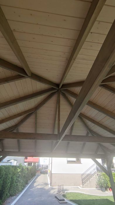 Wiata, zadaszenie na samochód z drewna garaż