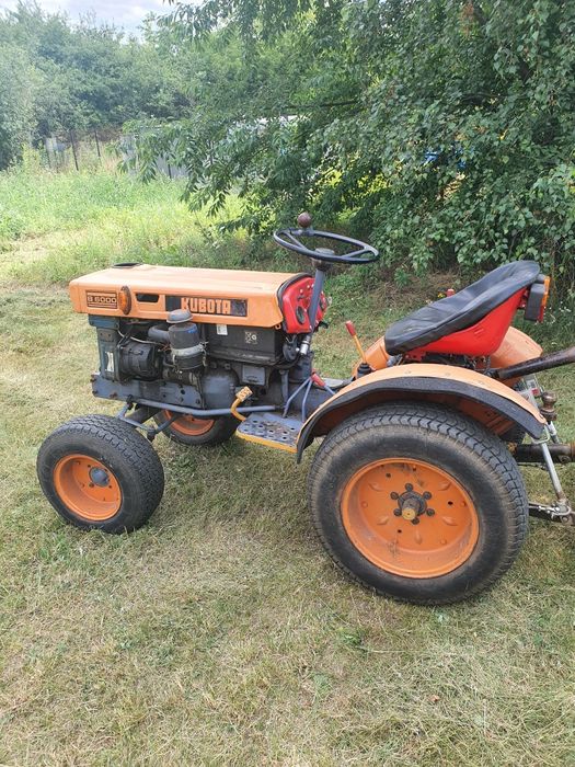 Traktor kubota b6000 ciagnik ogrodniczy