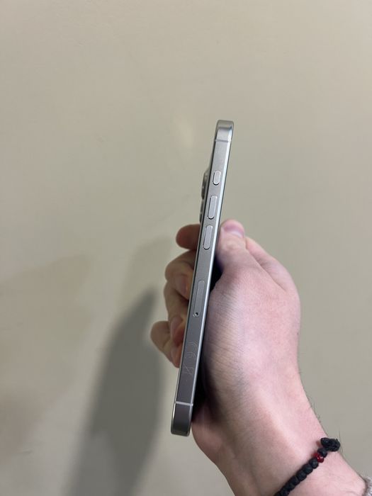 Б/у Iphone 16 Pro 1TB White Titanium ідеальний стан