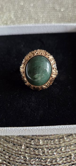 Pierścionek złoty PRL zielone oczko