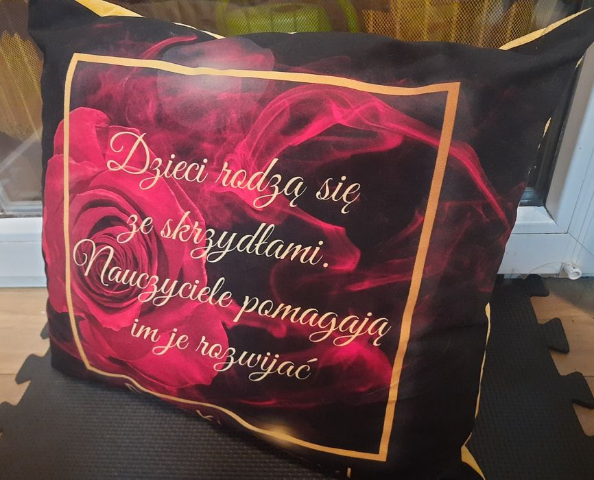 Poduszka dekoracyjna nowa handmade na prezent dla nauczyciela