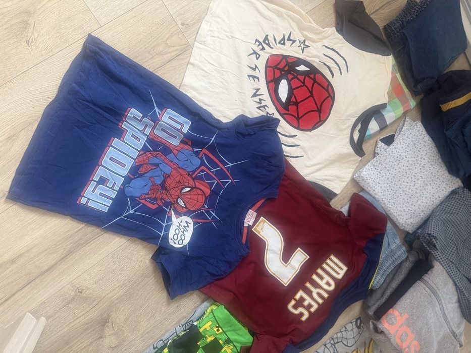 Paka ubran dla chlopca 122-134