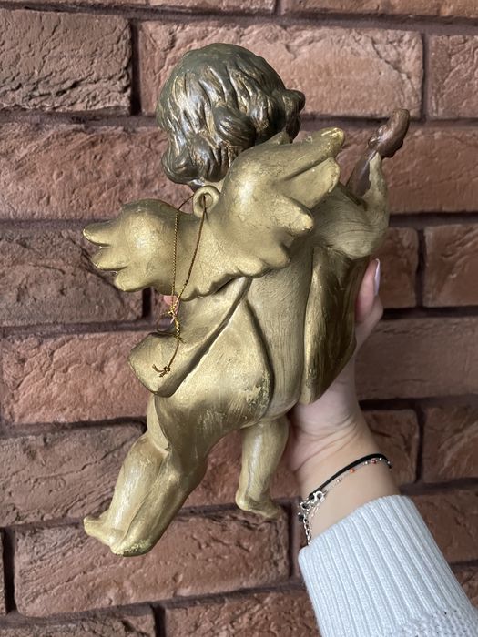 Figurki aniołki grające na instrumentach