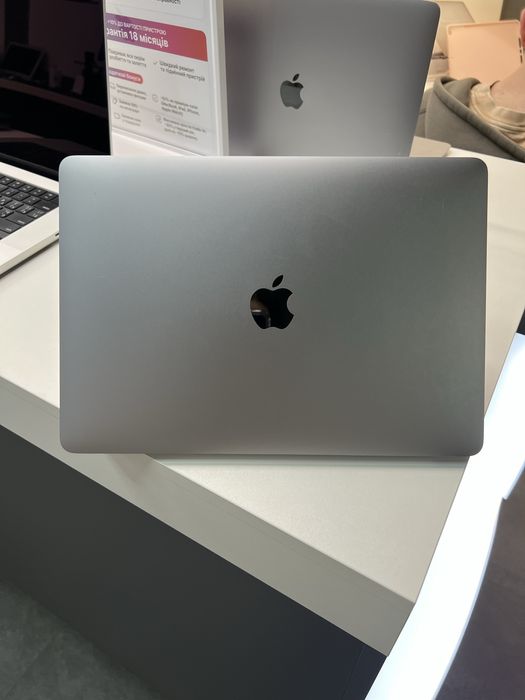 Ноутбук MacBook Air 13” 2020 М1 8ОЗУ 256GB SSD стан  9,9/10 #