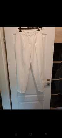Damski biały garnitur