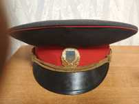 Головной убор,фуражка.