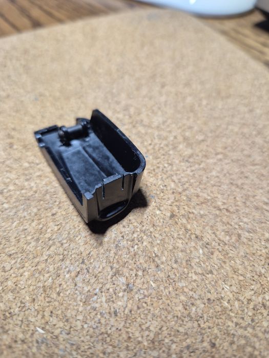 Заглушка/ковпачок мультимедіа до Fiat 500 Sport 2014