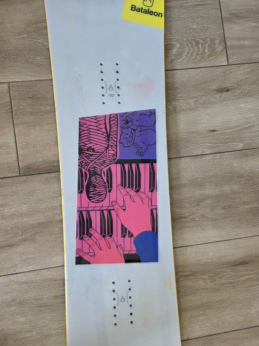Deska snowboardowa Bataleon Party Wave