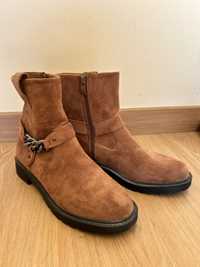 Botas camel novas