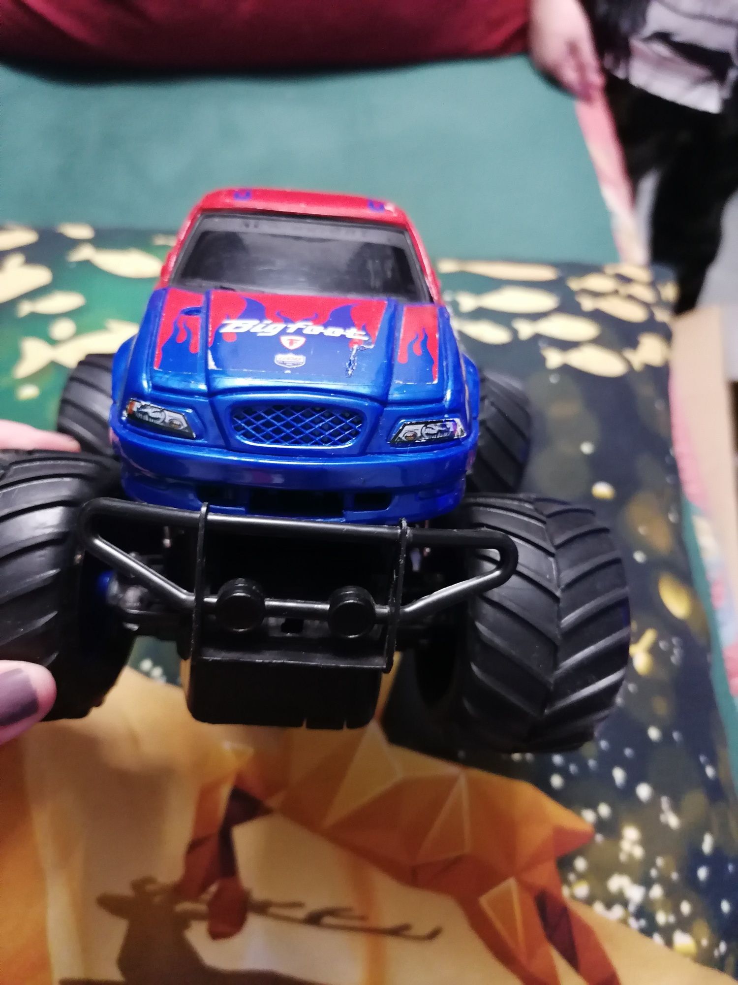 Samochód duży  Monstertruck