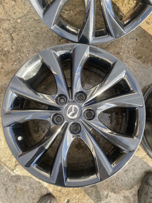 Диски в идеальном состоянии 5.114.3 r17 mazda kia