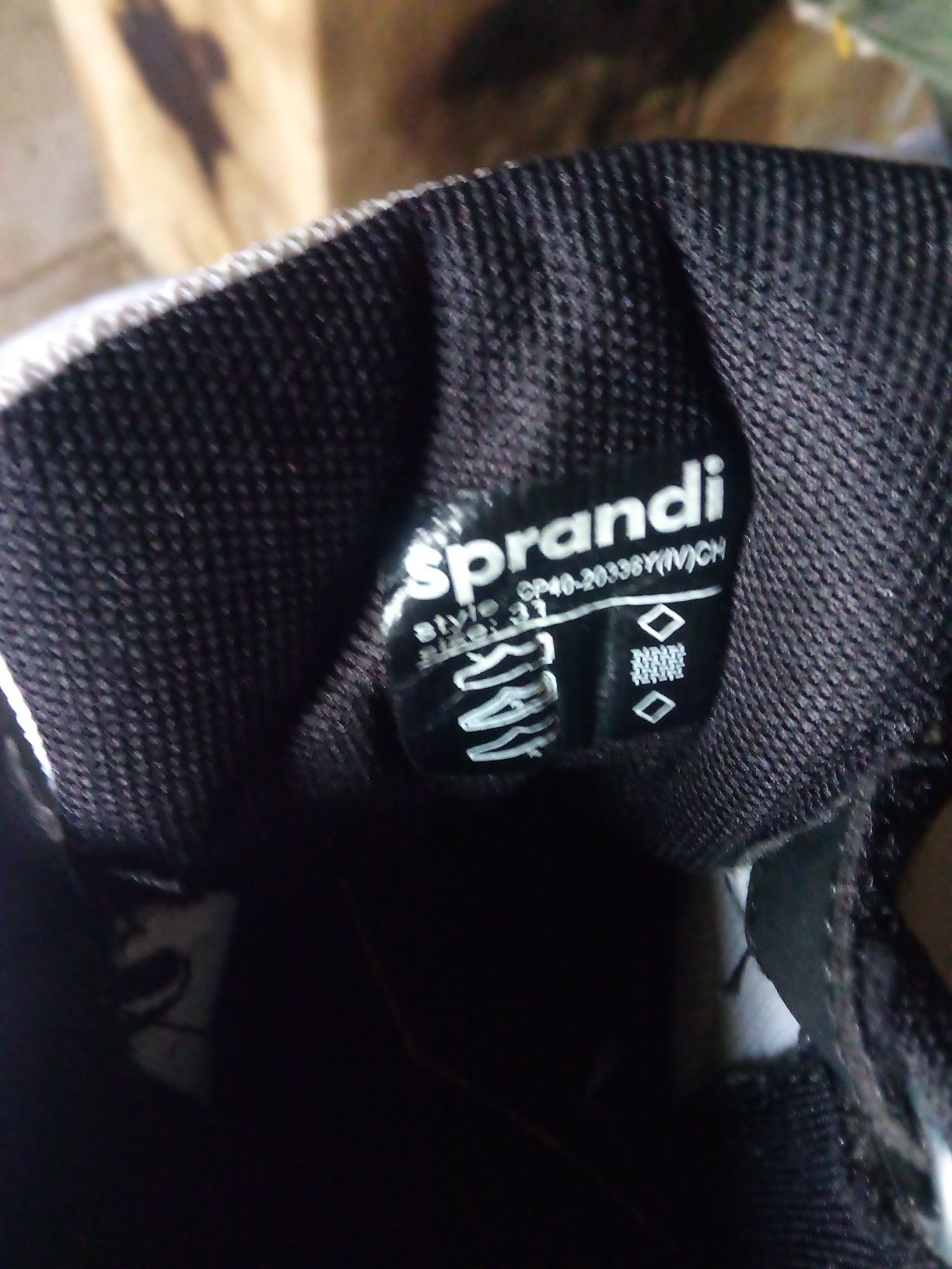 Adidasy SPRANDI czarno- białe