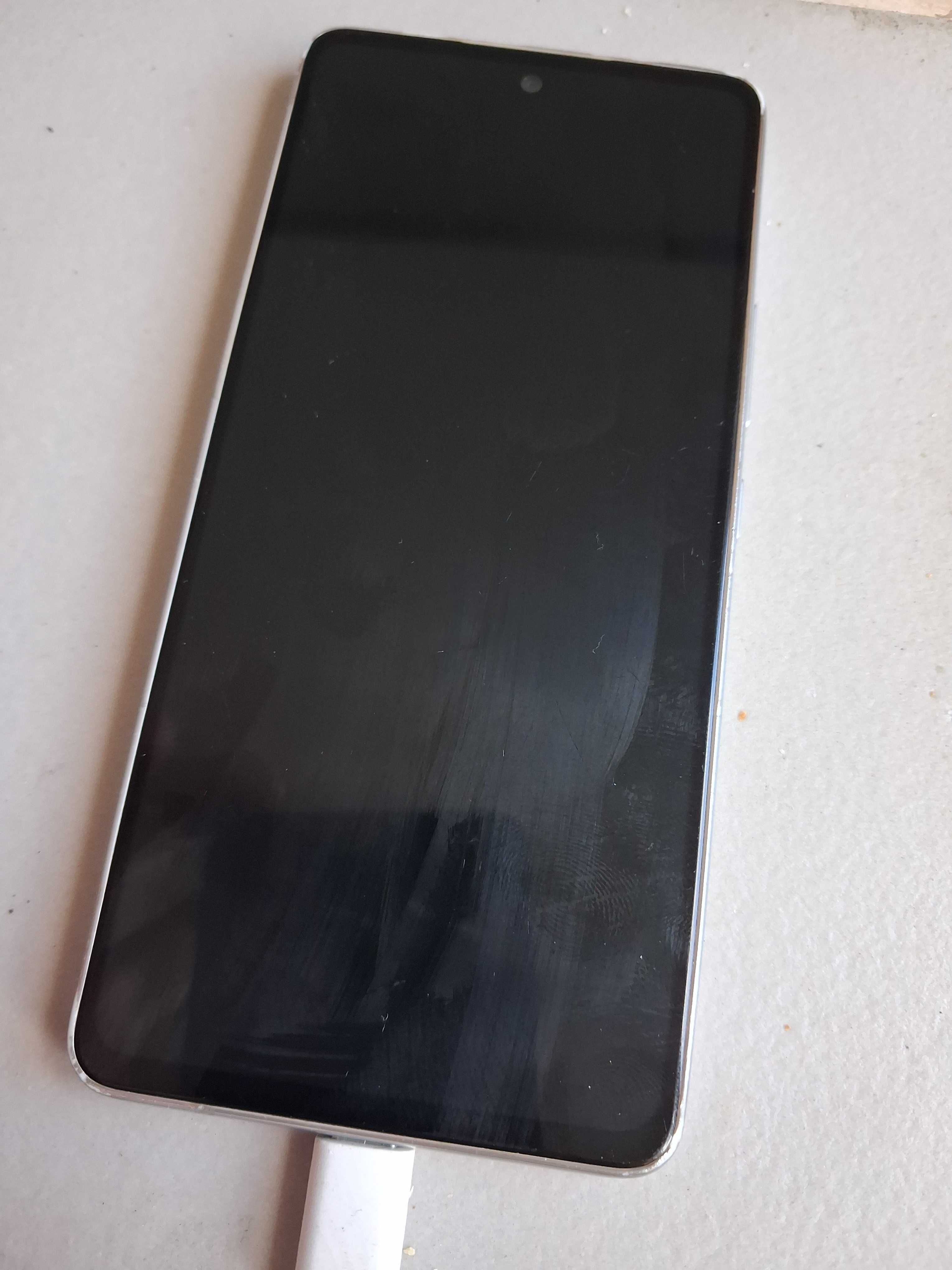 Telefon Samsung Galaxy A53 5g 6/128 GB Uszkodzony SM-A536