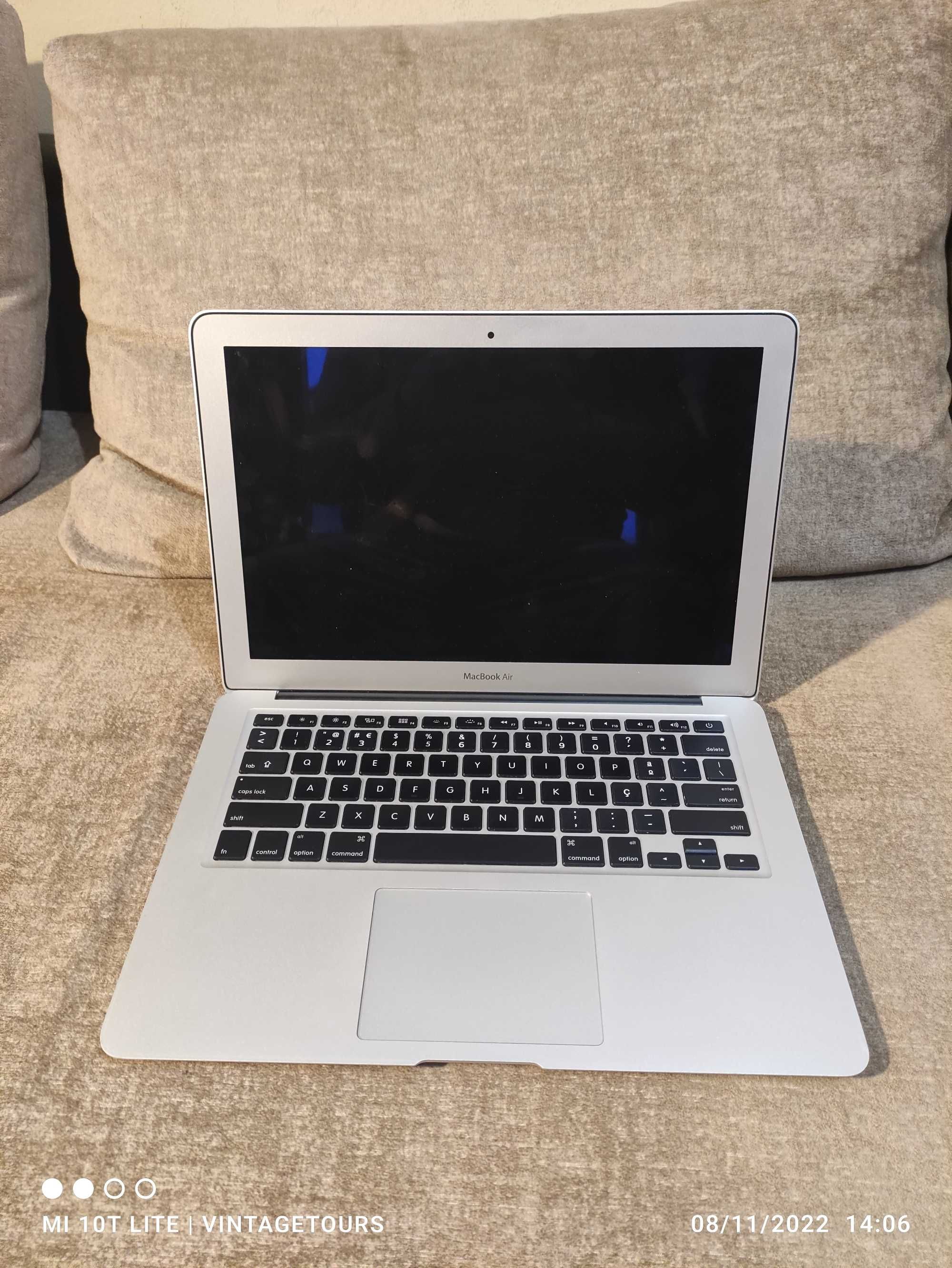 MacBook Air 2011 i5 4 GB