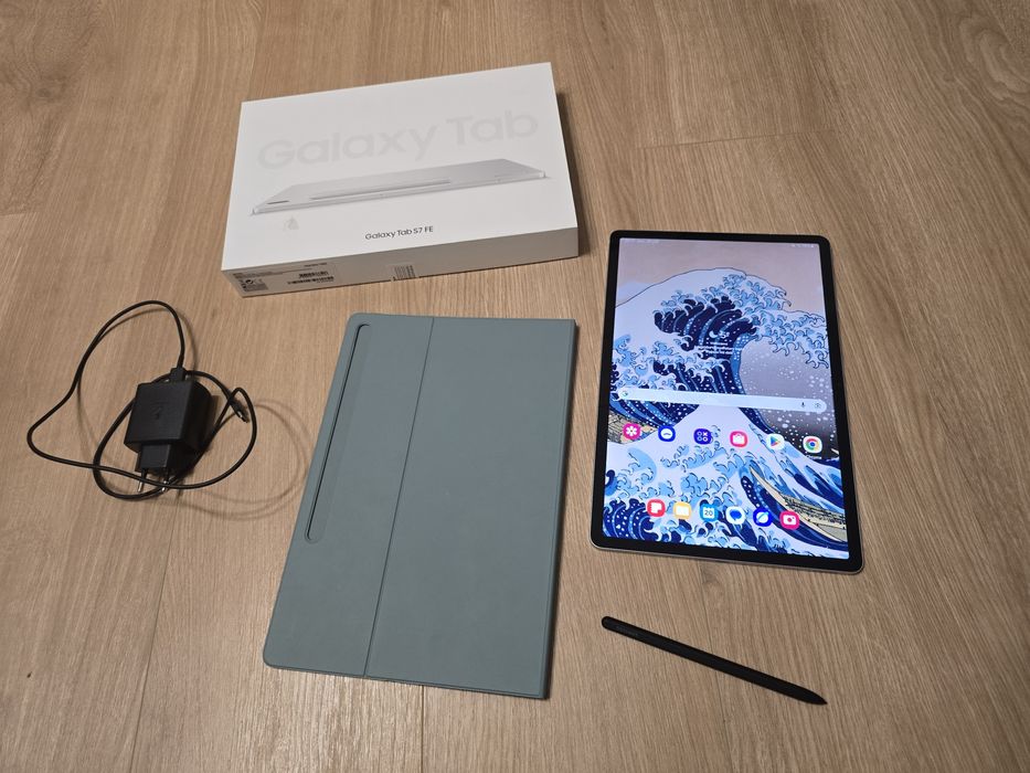 Tablet Samsung Galaxy Tab S7 FE SM-T733 128GB 6GB RAM + Etui
