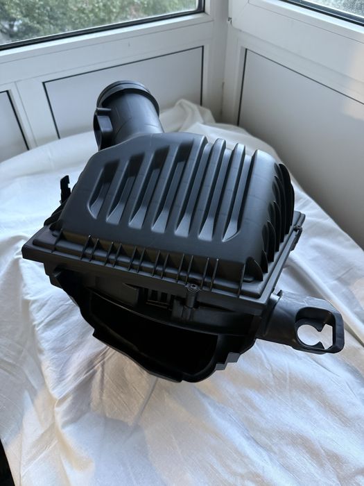 Корпус повітряного фільтра BMW X2 X1 F48 Mini Cooper 13717639749